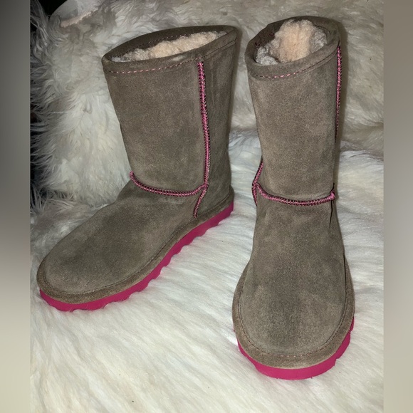 BEARPAW Elle youth winter boots NWOT - Picture 2 of 6